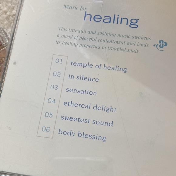 Two CDs. Henris notions Gaelic Americana blend. Healing cd. Calming music - Picture 4 of 5